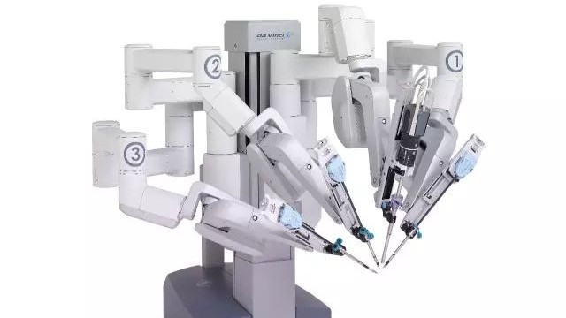 巨頭67億美(měi)元入場(chǎng)，達芬奇不(bù)再是(shì)一(yī)枝獨秀，手術(shù)機(jī)器(qì)人(rén)明(míng)年(nián)有(yǒu)望進口替代